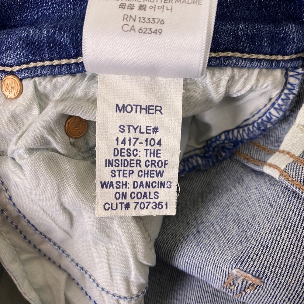 Mother The Insider Crop Step Chew Jeans Size 24 Blue Dancing On Coals Distressed - Picture 6 of 14